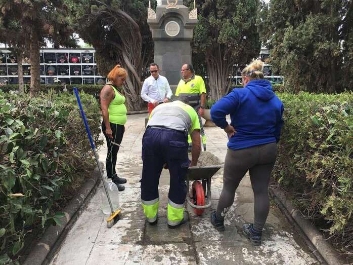 Obras de mejora en el cementerio de San Juan (Foto TA)